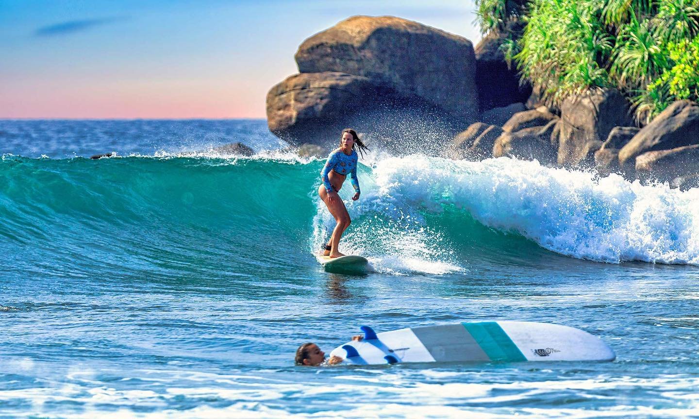 Weligama Beginner Surf Lesson with Full Equipment