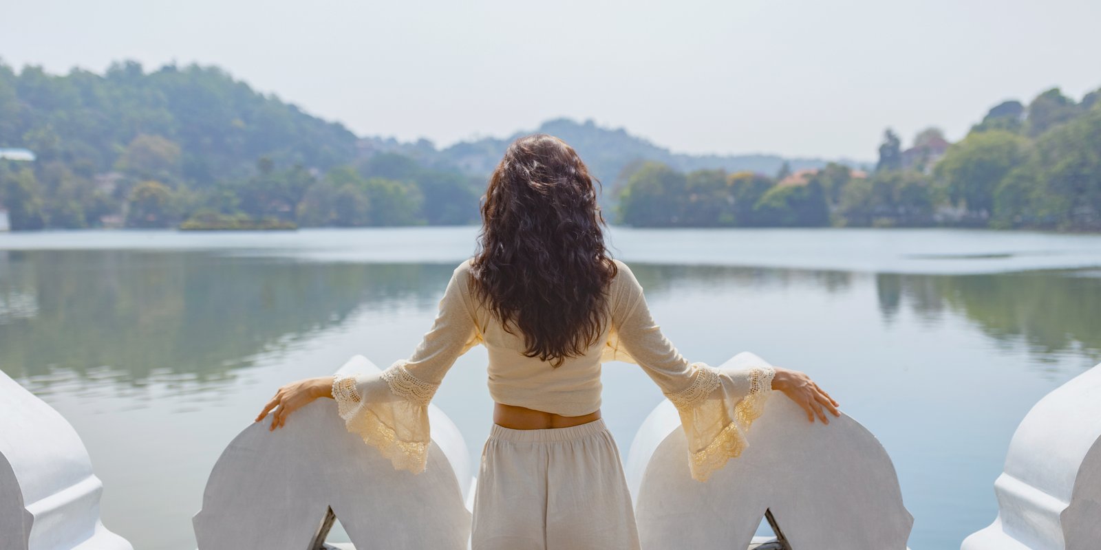 Kandy & Pinnawala Day Tour – Culture, Elephants & Scenic Vie