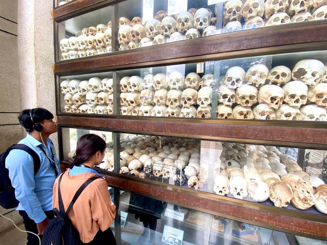 Phnom Penh Killing Fields & Prison S21