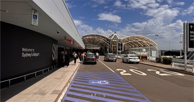 Seaside Comfort Transfer from Beruwala to Airport
