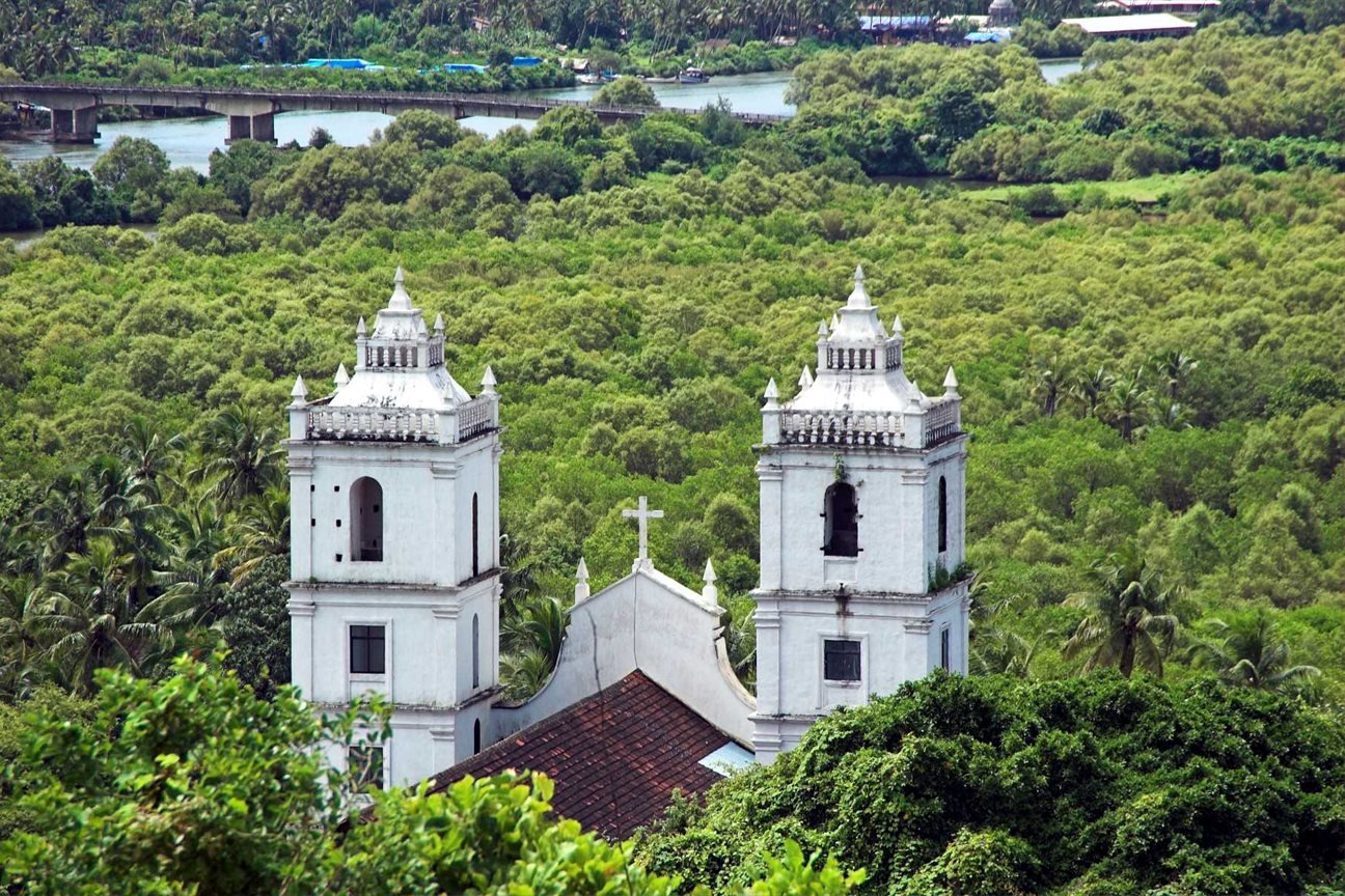 Goa Full Day Sightseeing Tour with Heritage Sites