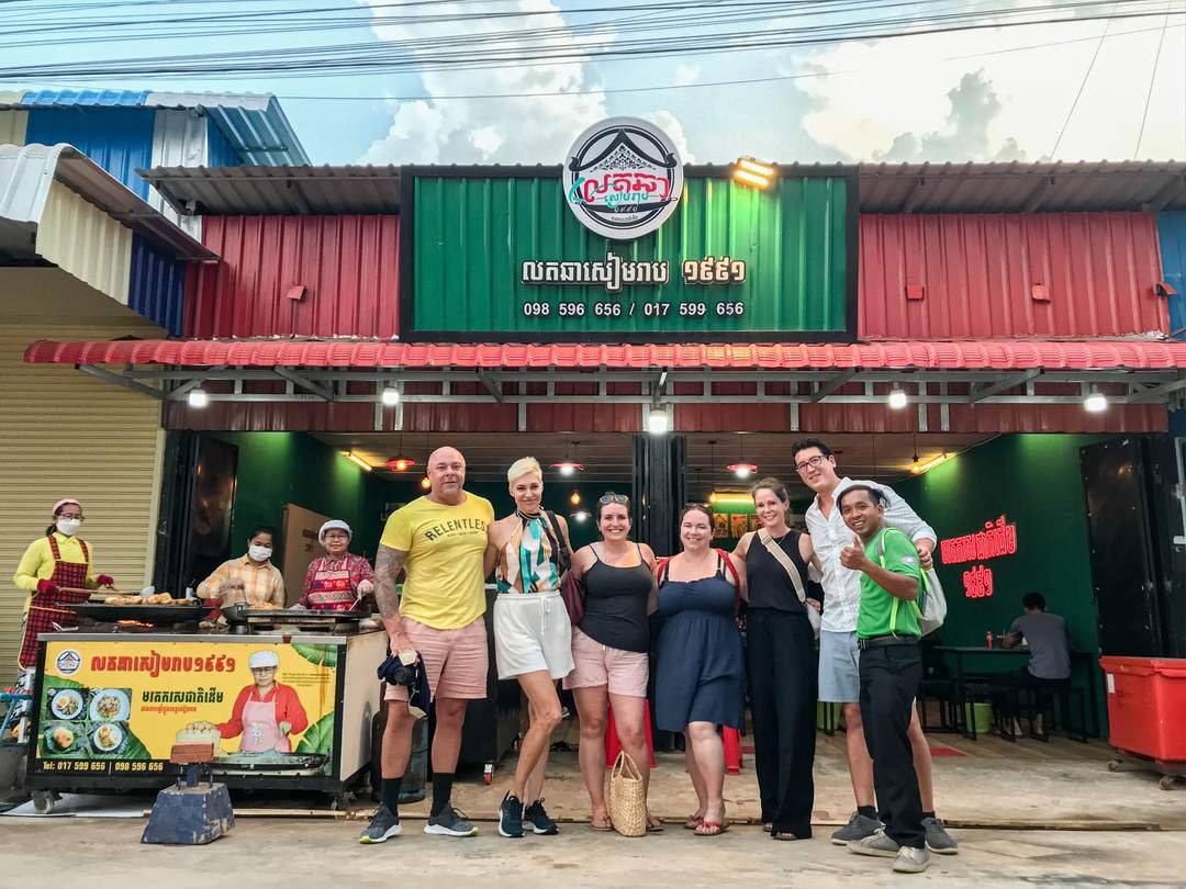 Siem Reap Evening Food Tour - Inclusive 10 Local Tastings