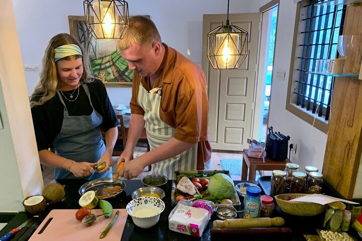 Kerala Village Cooking Class in Munnar Experience