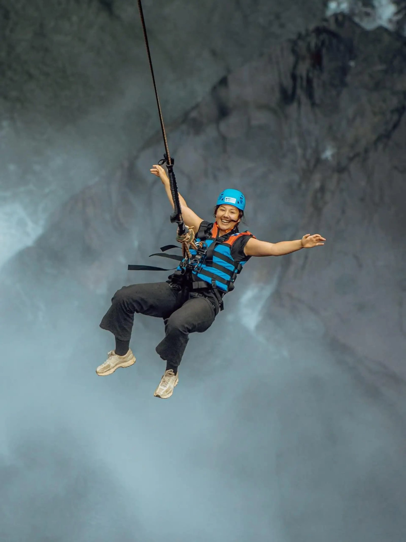 Lakshapana Waterfall Bungee Jump with Pickup From Kandy