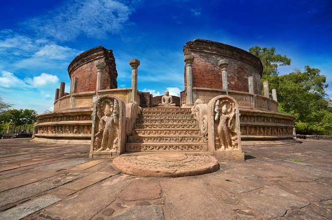Polonnaruwa Ruins and Minneriya Elephant Safari Tour