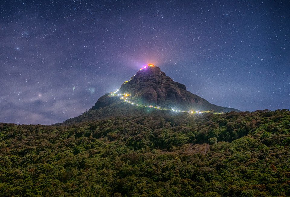 Adam’s Peak Overnight Trek through Peak Wilderness Sanctuary