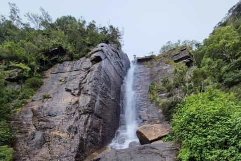 Bomburuella Falls, Lover’s Leap & Pedro Tea Factory Tour