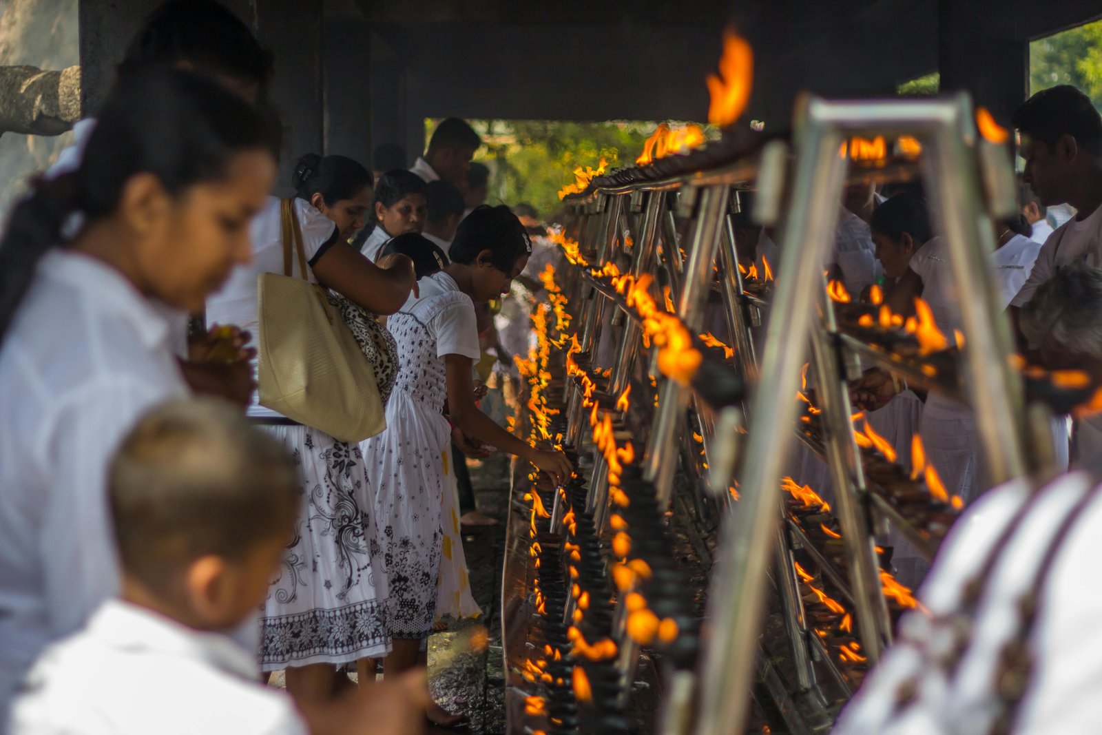 From Negombo: Full-Day UNESCO City of Anuradhapura Trip