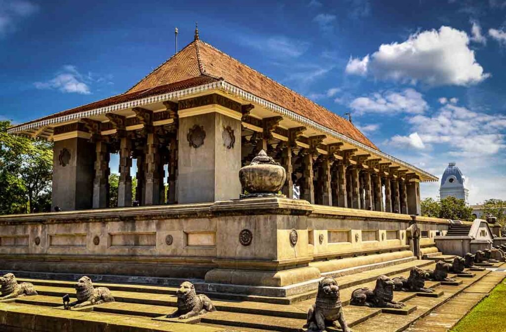 Polonnaruwa to Colombo Private Transfer