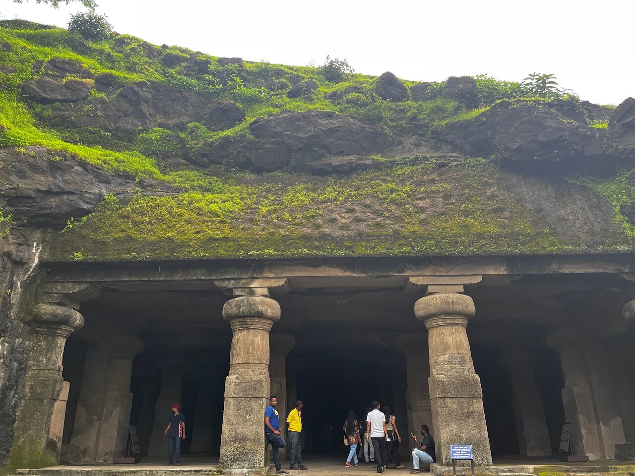 Mumbai Elephanta Caves Guided Half Day Tour