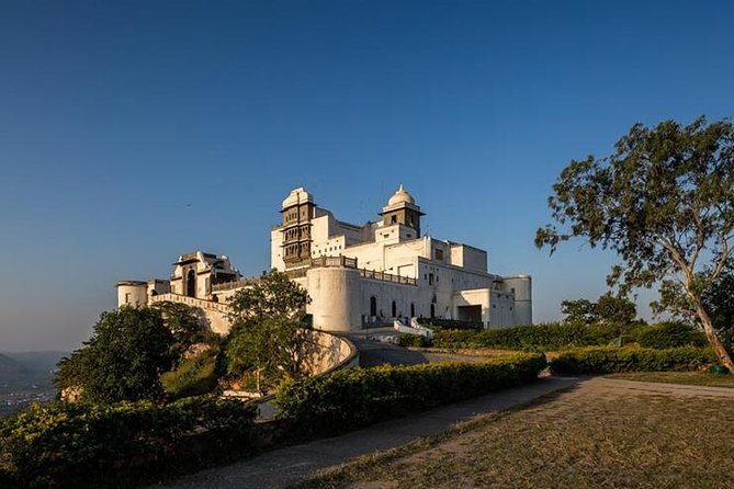 Udaipur Monsoon Palace Day Trip with Tickets