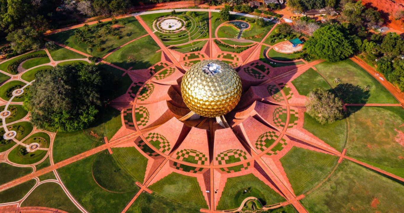 Pondicherry Full Day Private Tour from Chennai
