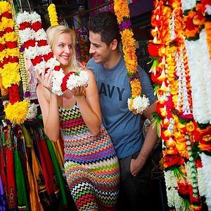 Chennai Bustling Markets Walking Tour with Local Guide